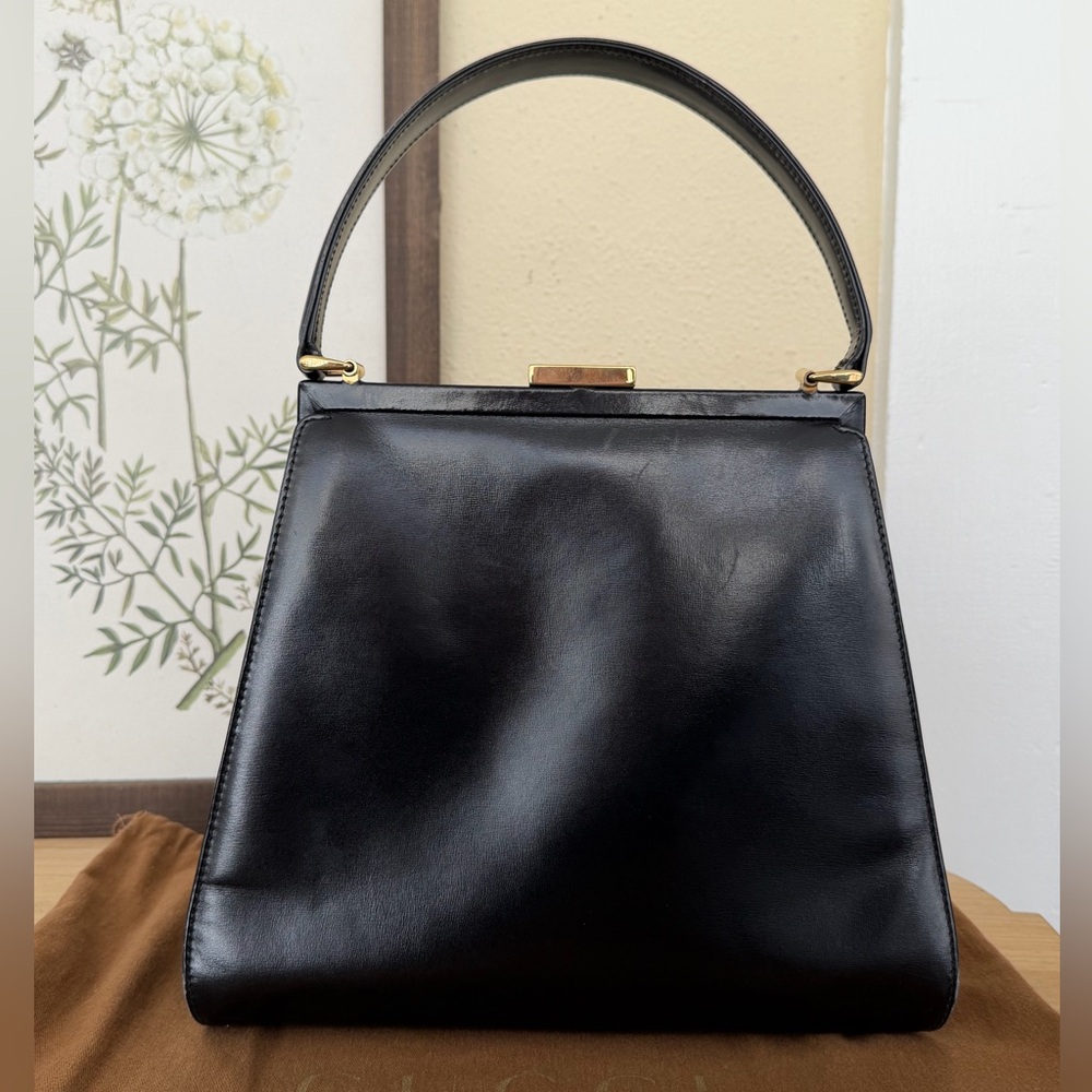 Gucci Black Leather Shoulder Bag - Picture 3 of 15